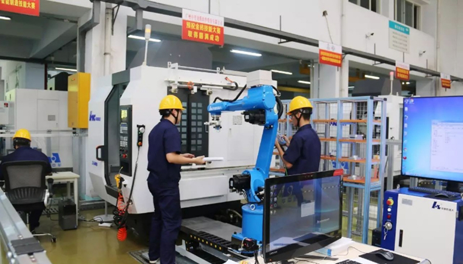 education-training-of-robotic-manufacturing2