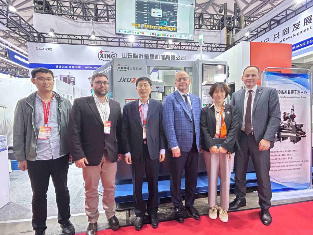 intelligent CNC system, five-axis CNC, CCMT 2026, HSK CNC, HNC-10, smart manufacturing