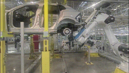 Automatic front and rear axle bolt tightening station
